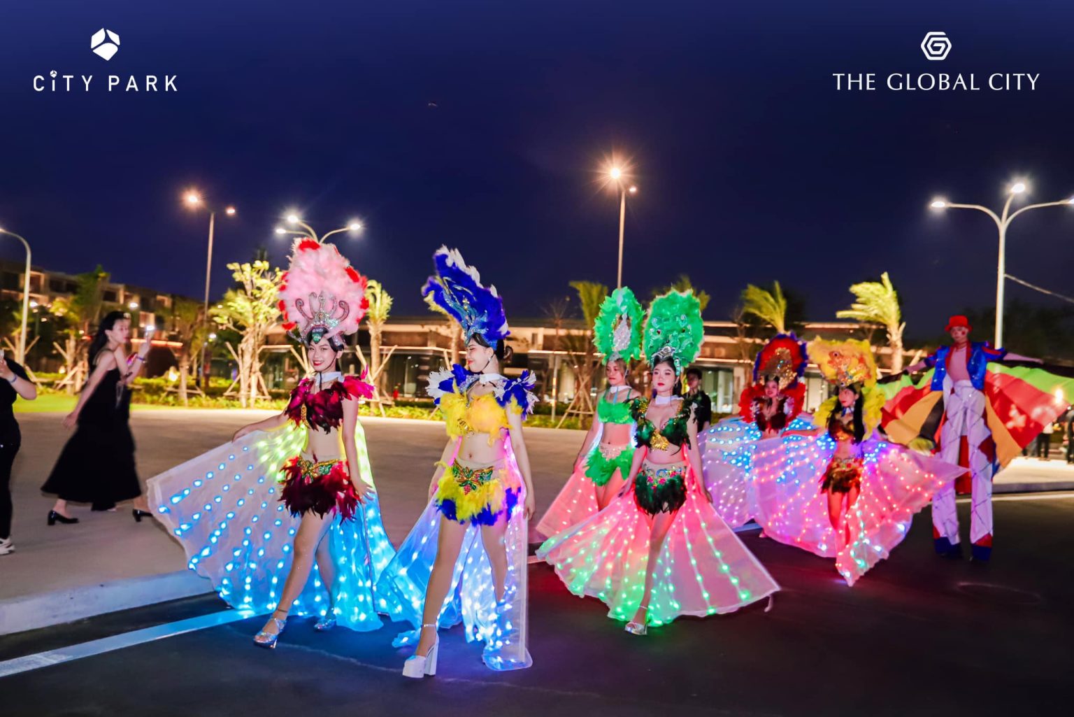 Biểu diễn thời trang tại The Global City